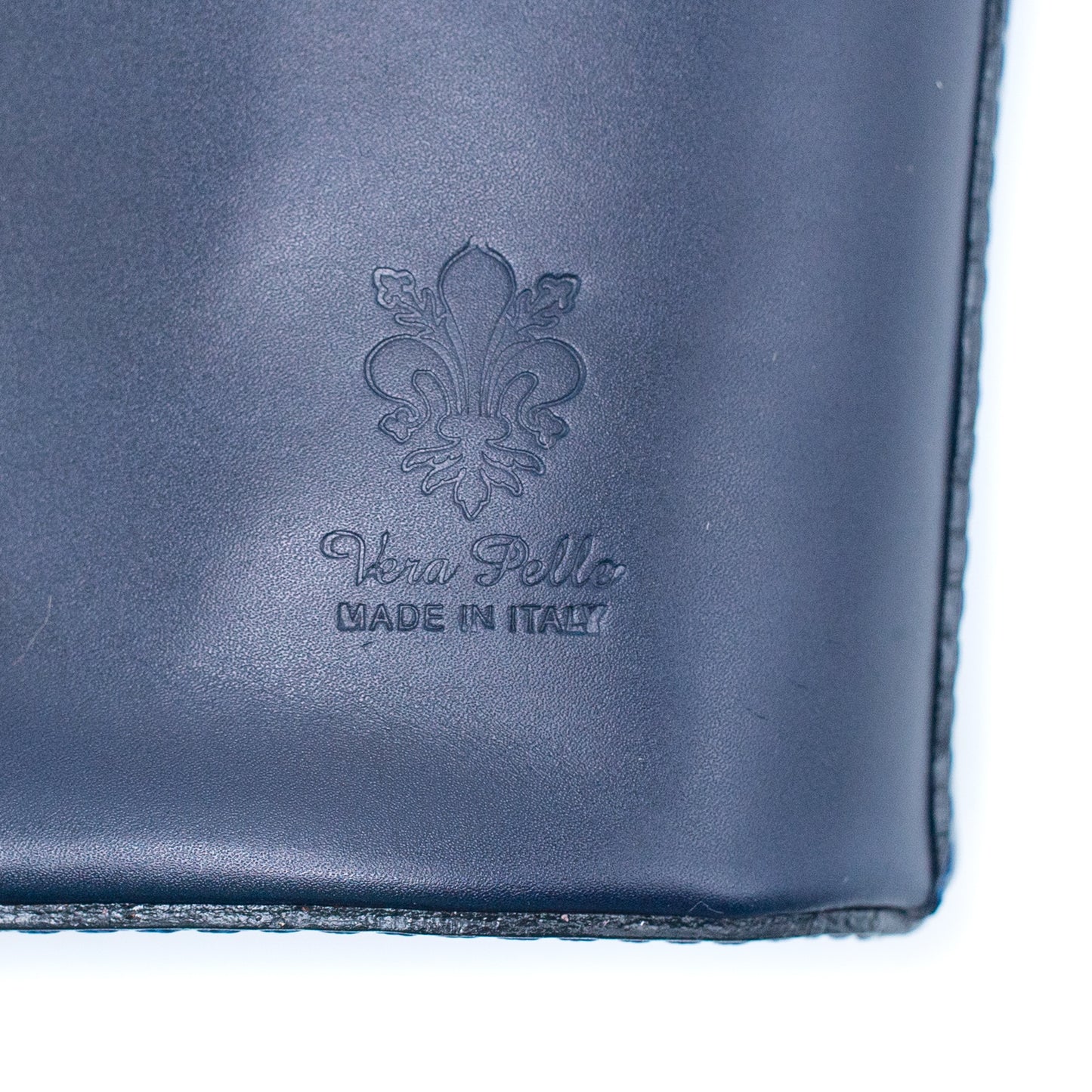 Made in Italy Genuine leather crossbody bag LEB-08