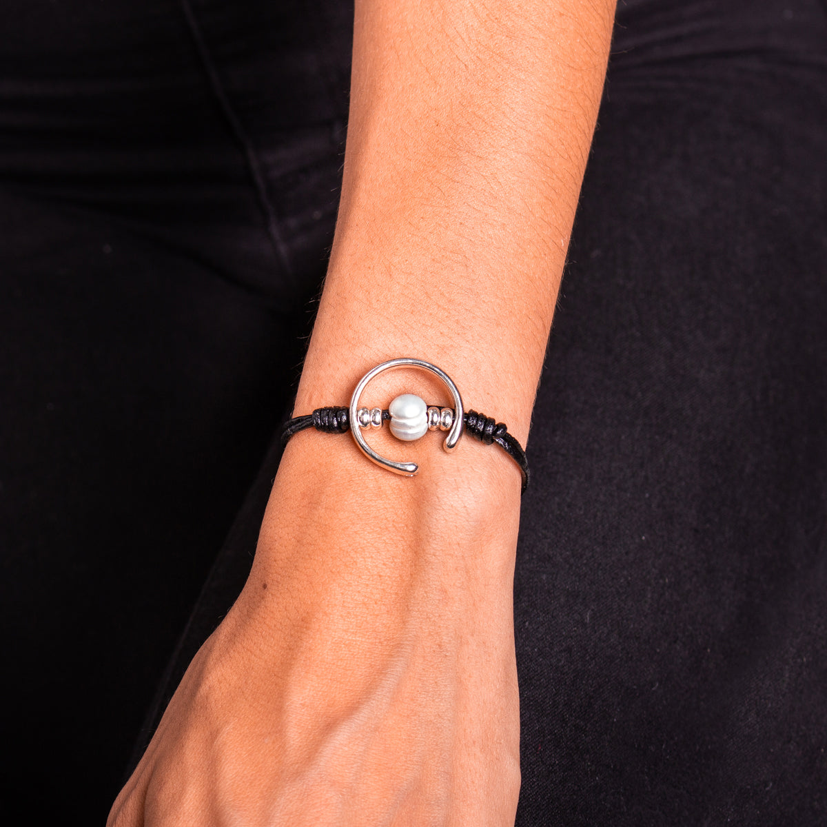 Genuine leather handmade women's bracelet MBR-15